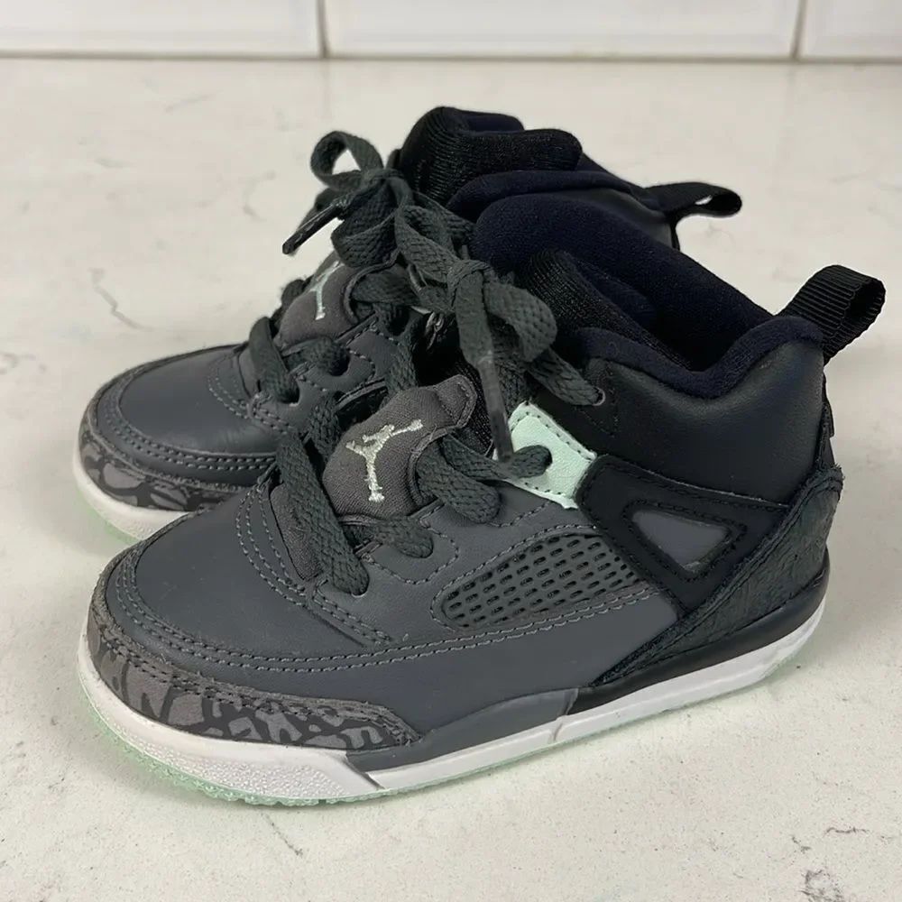 Air Jordan Spizike TD Black Mint Foam Sneakers 684932-015 Size 7C
